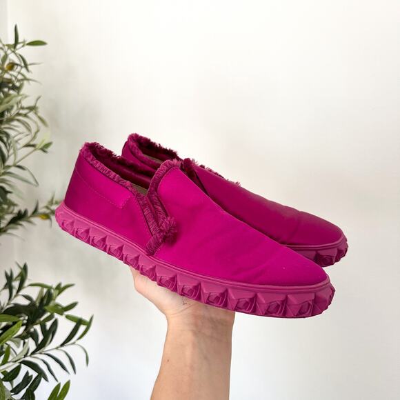 Stuart Weitzman Fringiebell Round Toe Frayed Edge Slip On Loafers in Grape 8 - Picture 1 of 5